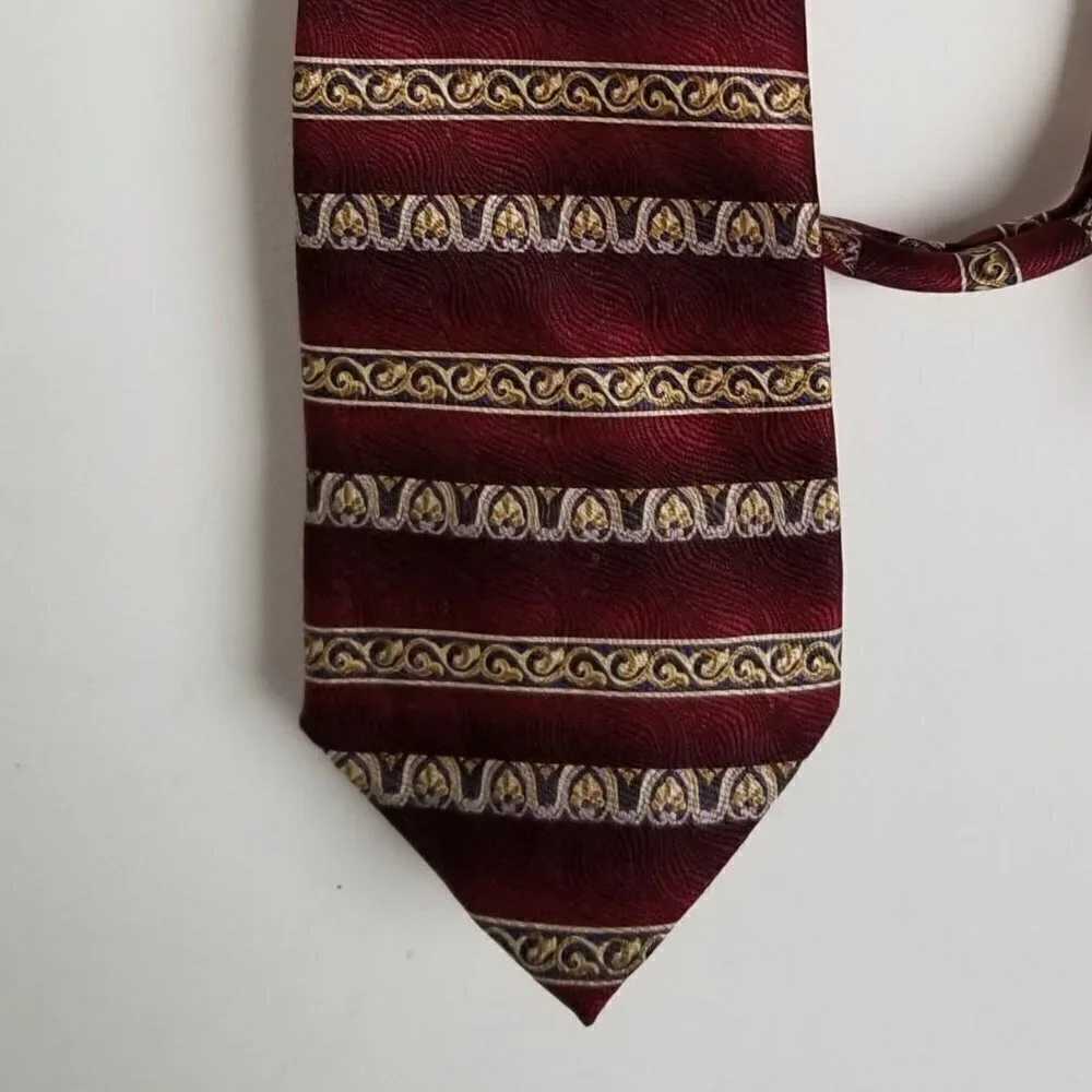 Van Heusen 100% Silk Striped Print Red Gold Tie